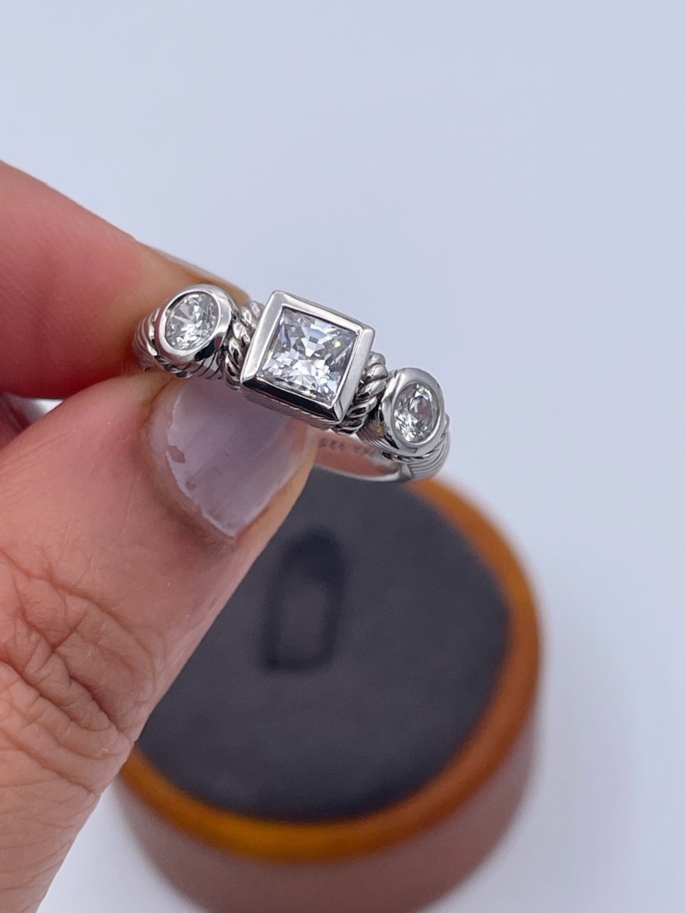 Judith Ripka Sterling Silver 925 CZ Three Stone Ring Princess Cut Center Size 7 - Picture 2 of 6
